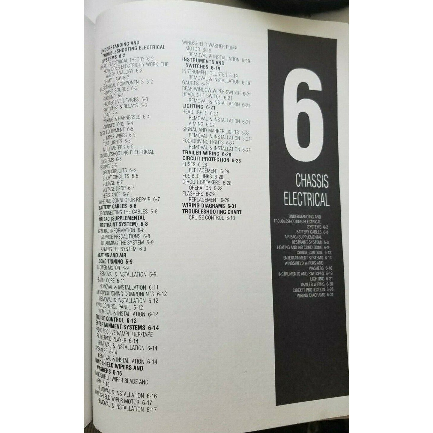 1996 - 99 Chilton's Chrysler Caravan Voyager Town & Country  Repair Manual