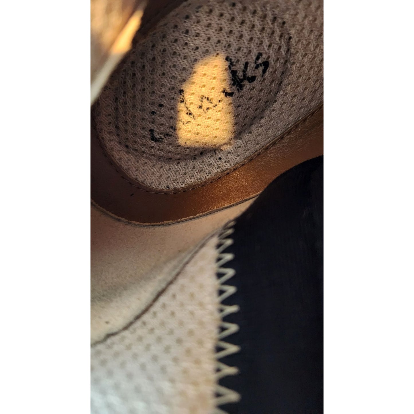 Clarks Artisan Collection Black Leather Shearling Lined Tall Boots Womens 6.5M Warm & Stylish Winter Footwear