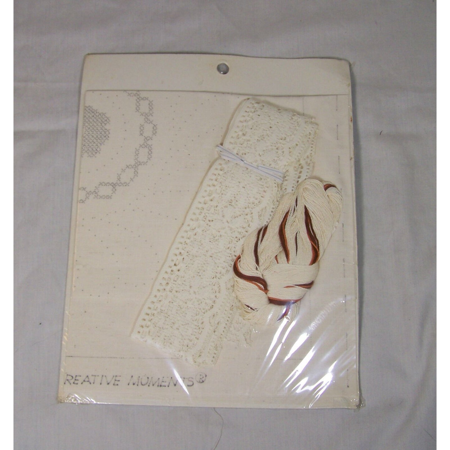 Craft Kit Candlewick Creative Moments Vintage 1983 Pin Wheel  Lace Edged Pillow