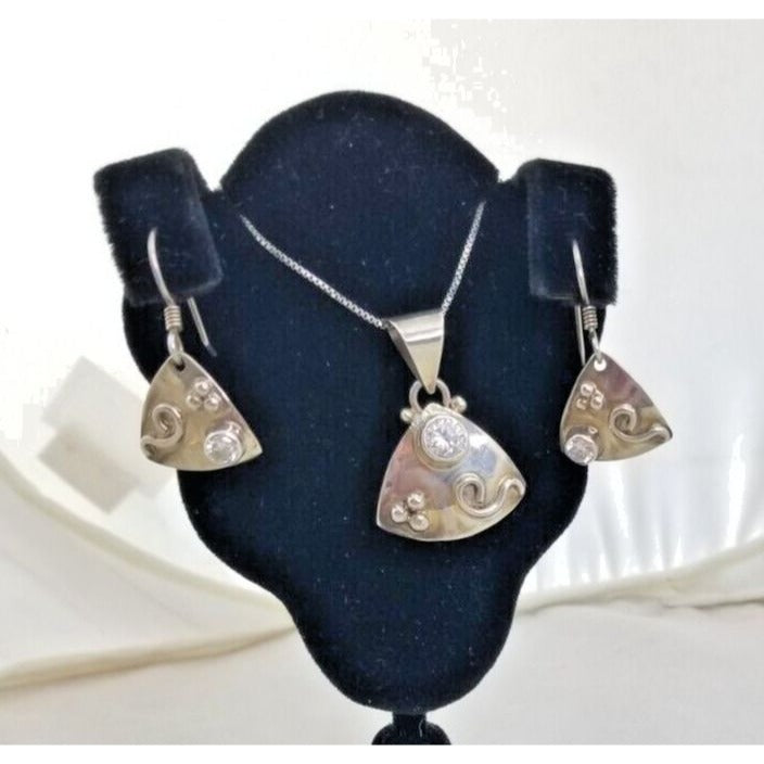 Jewelry Necklace Earrings Set Round Lab Diamonds 16" Silver Chain weight 10 Gr