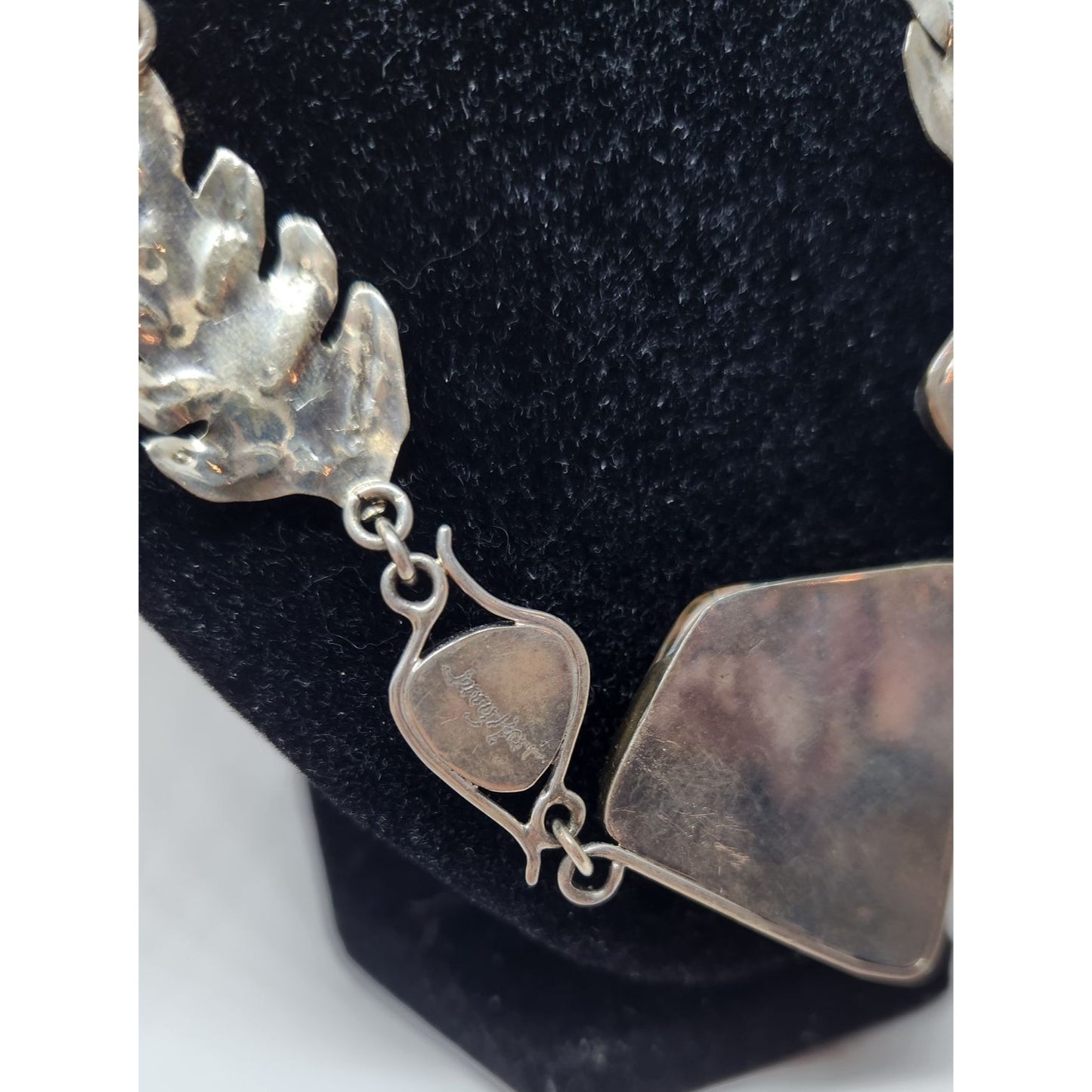 Necklace Ocean Jasper Crystal Geode Silver Leaves 14 K gold accents 25.1 Gr