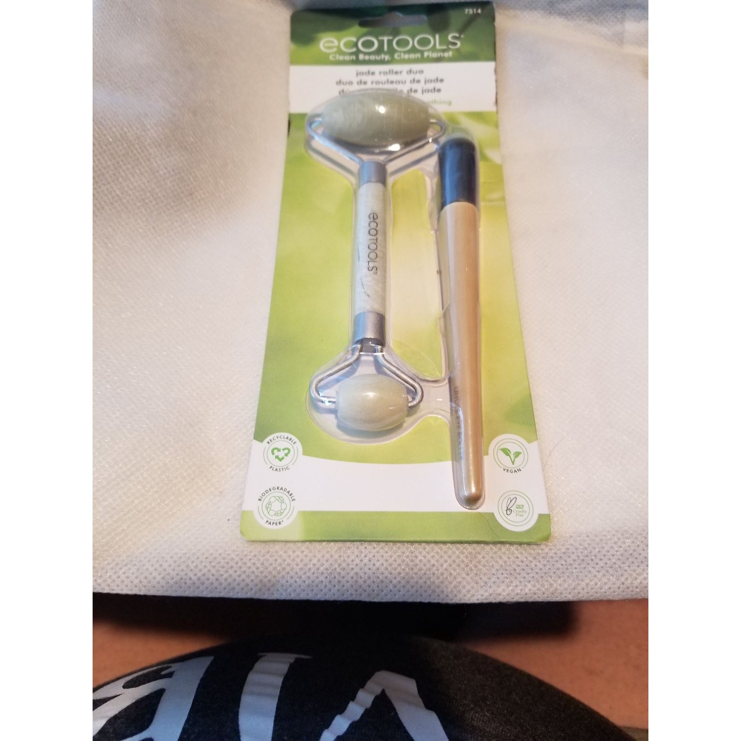 EcoTools Beauty Skin Care Tool Jade Facial Roller and Eye Roller Duo, Face Roller and Massager, Skincare and Sculpting Tool, Reduces Under E