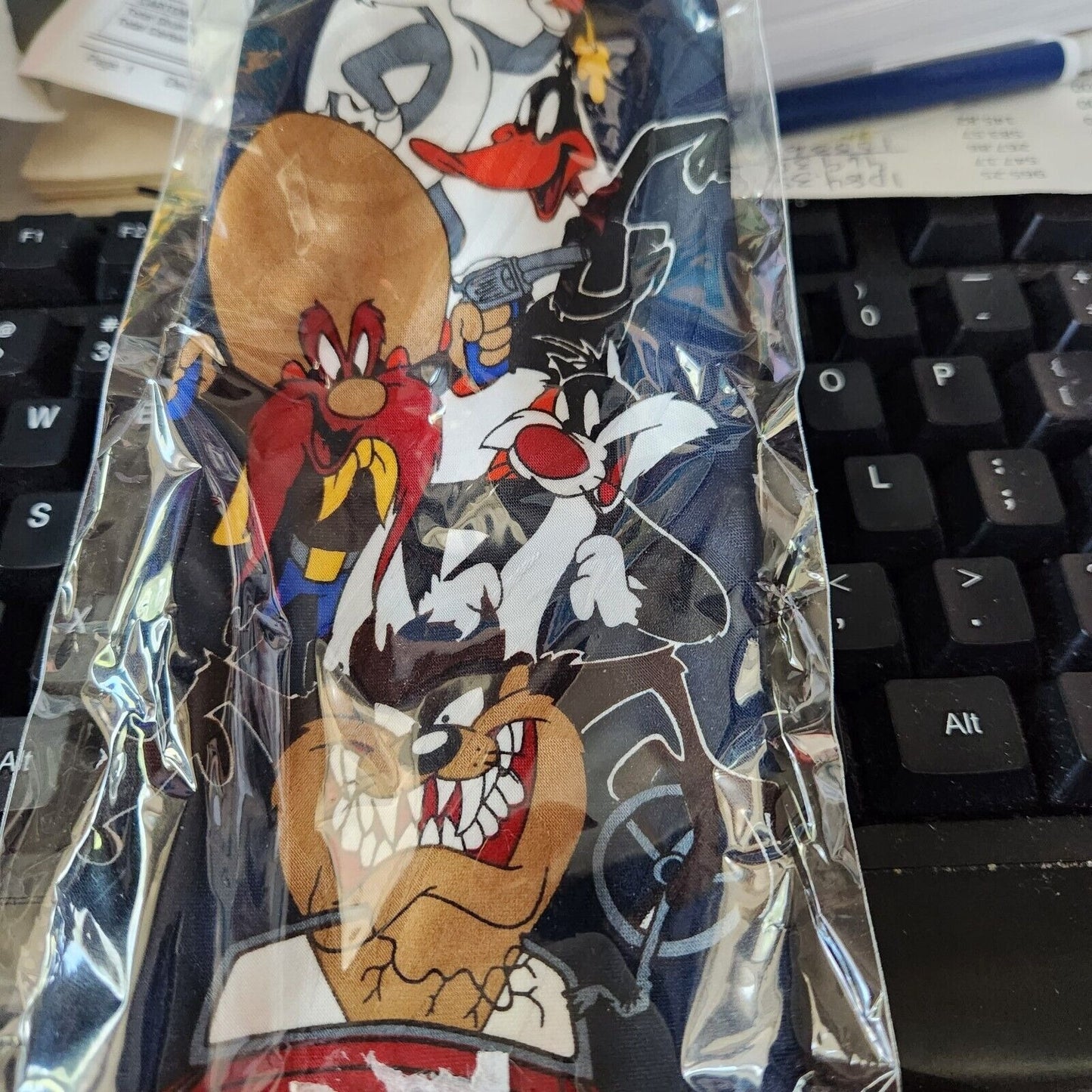 Tie Looney Tunes 1993 Taz Driving a Red Car Sylvester Bugs Sam Tweety 60" x 4"