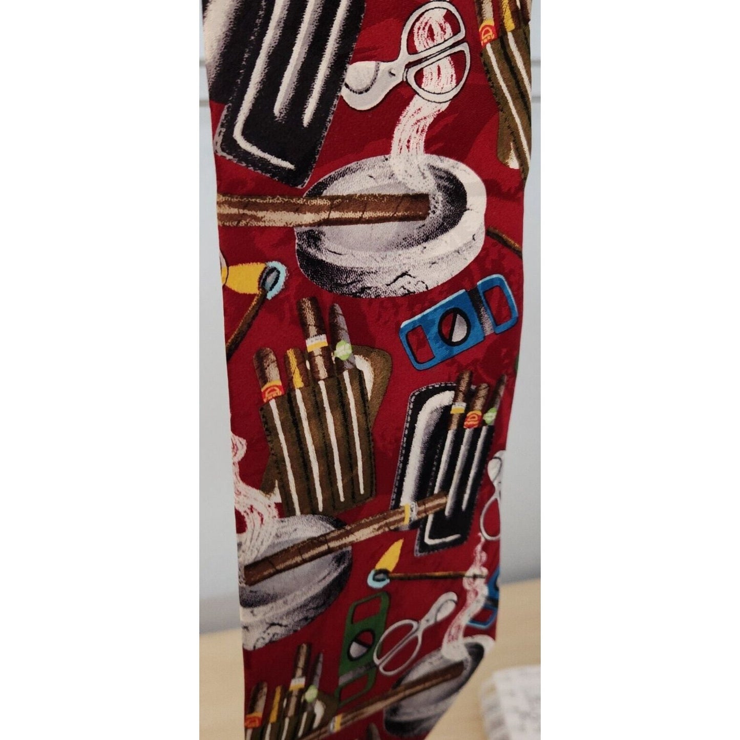 Silk Tie Brand Di Cravatte Red Cigars Tools Cutter 56" x 4" 100% Silk