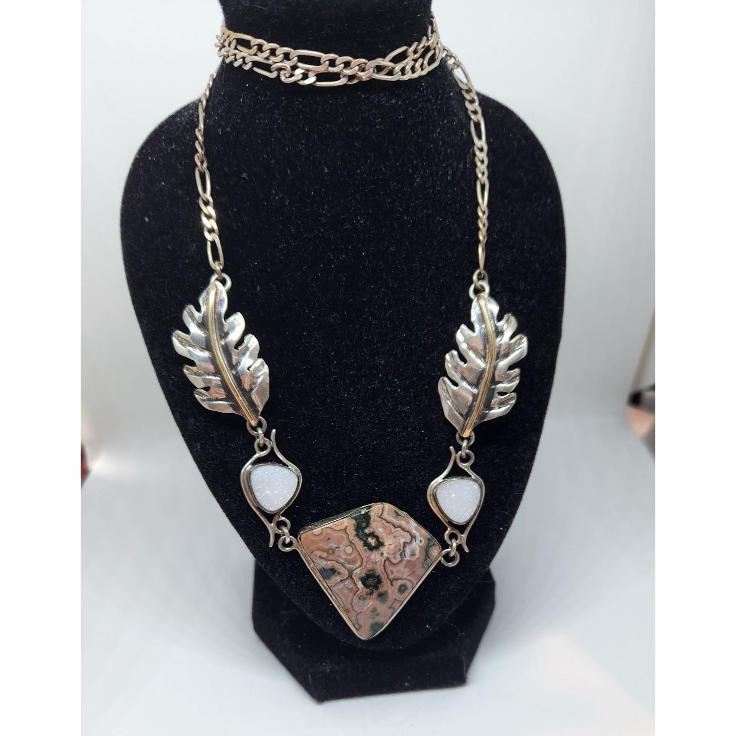 Necklace Ocean Jasper Crystal Geode Silver Leaves 14 K gold accents 25.1 Gr