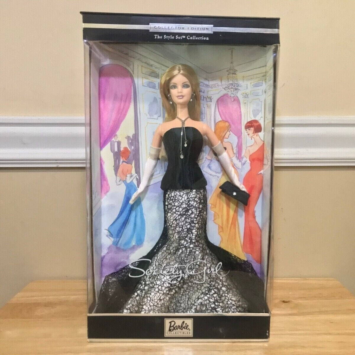Barbie Society Girl Collector Edition 2001 Doll Gown shoes earrings purse stand
