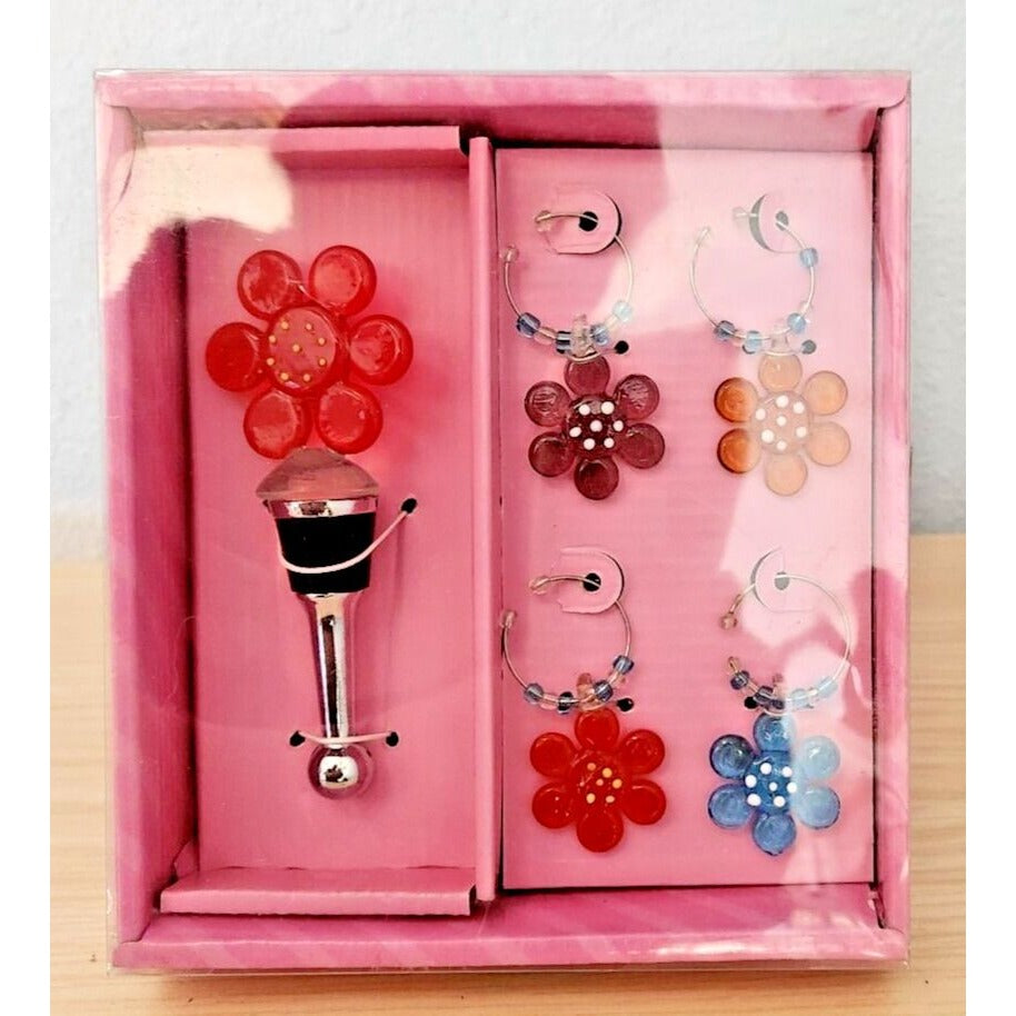 Boston Warehouse 5 Piece Art Glass 1 Wine Stopper and 4 Wine Charms Flower Glass