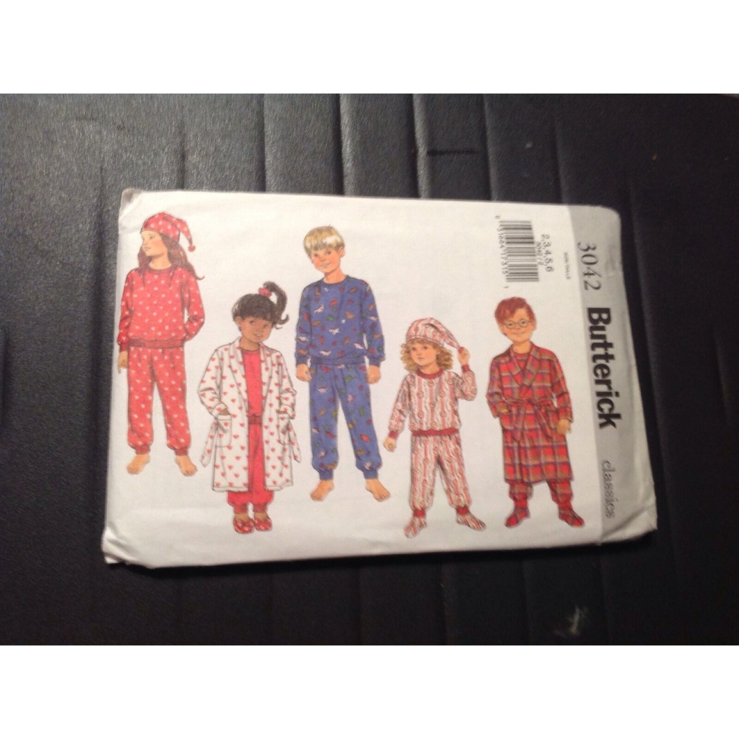 Pattern Butterick # 3042 Sz 2,3,4,5,6 Pajamas Robe Belt Hat Booties