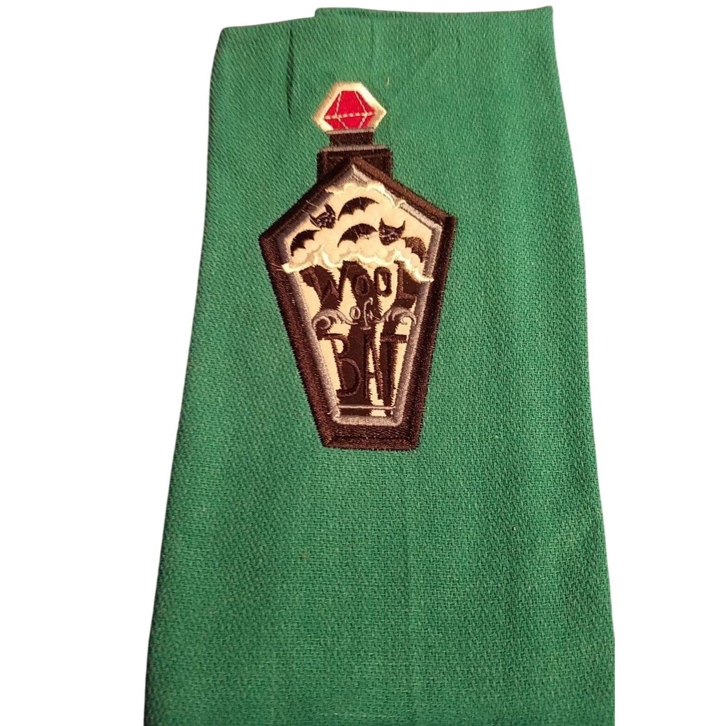 Kitchen Towels Embroidered set of 2 Bats 1 White 1 Green 16" x 21"