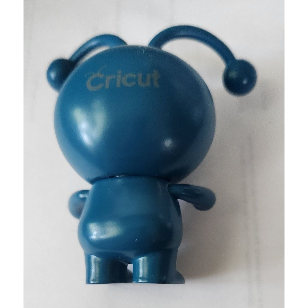 Cricut Cutie Peacock Collectible Figurine 7.6cm Tall Ages 12+ Cute Desk Buddy