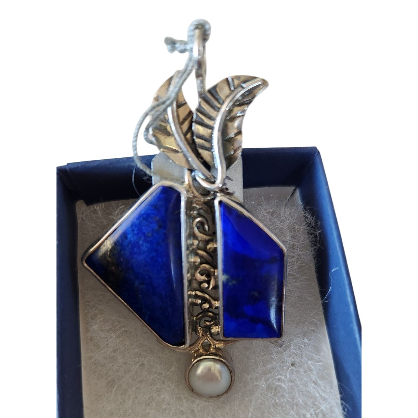 Pendant Lapis Natural Pearl 8 mm 2 Leaves 15 x 8 mm Gold Accents Silver 11.6 Gr