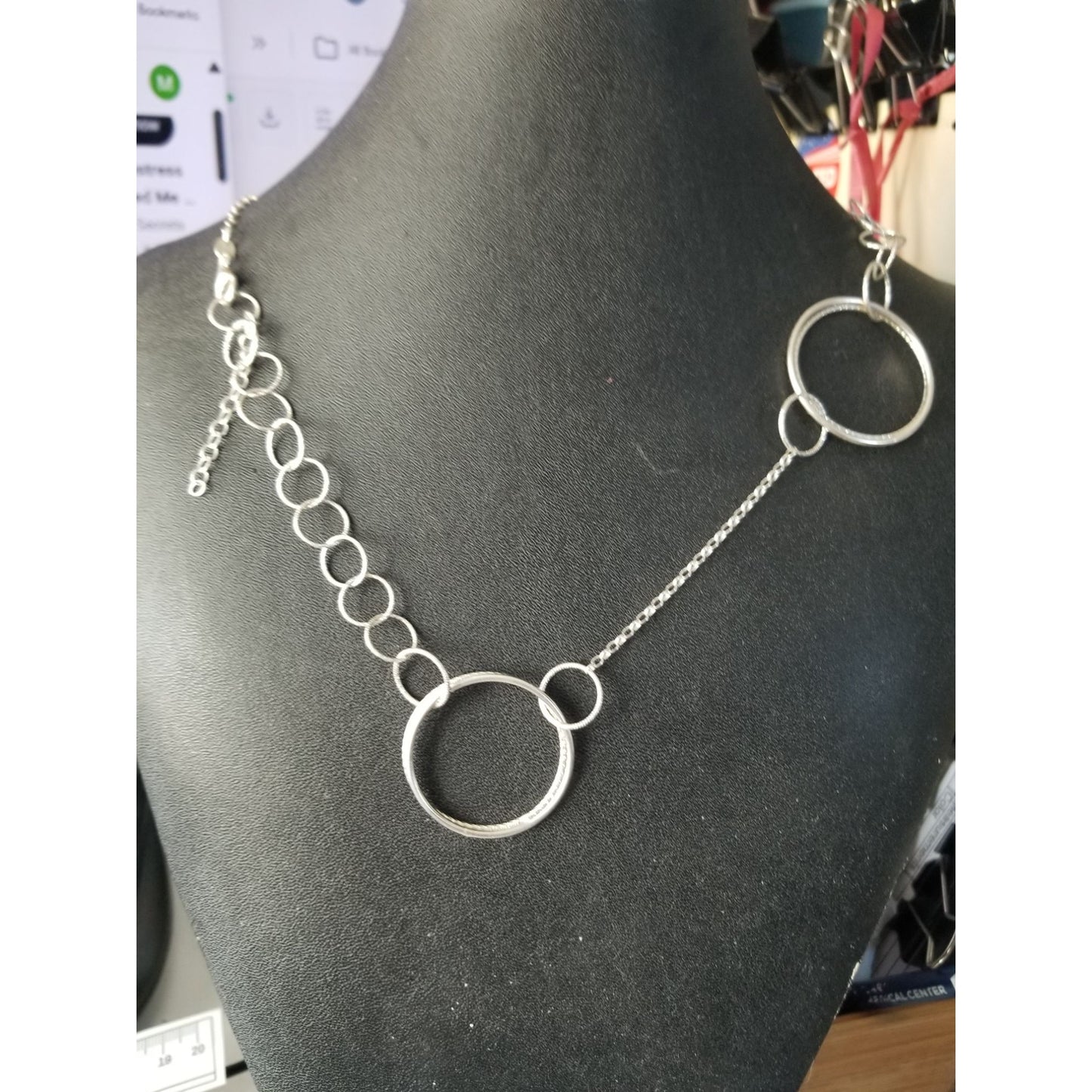 Necklace Silver Hoops Silver 11 gr 55 ct 3 cm x 1 cm 19" chain Jerry Fran Harr