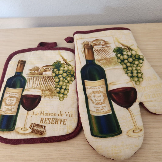 Kitchen Towel 2 Piece Set Wine Tasting  1 Pot Holders, 1 Oven Mitt
