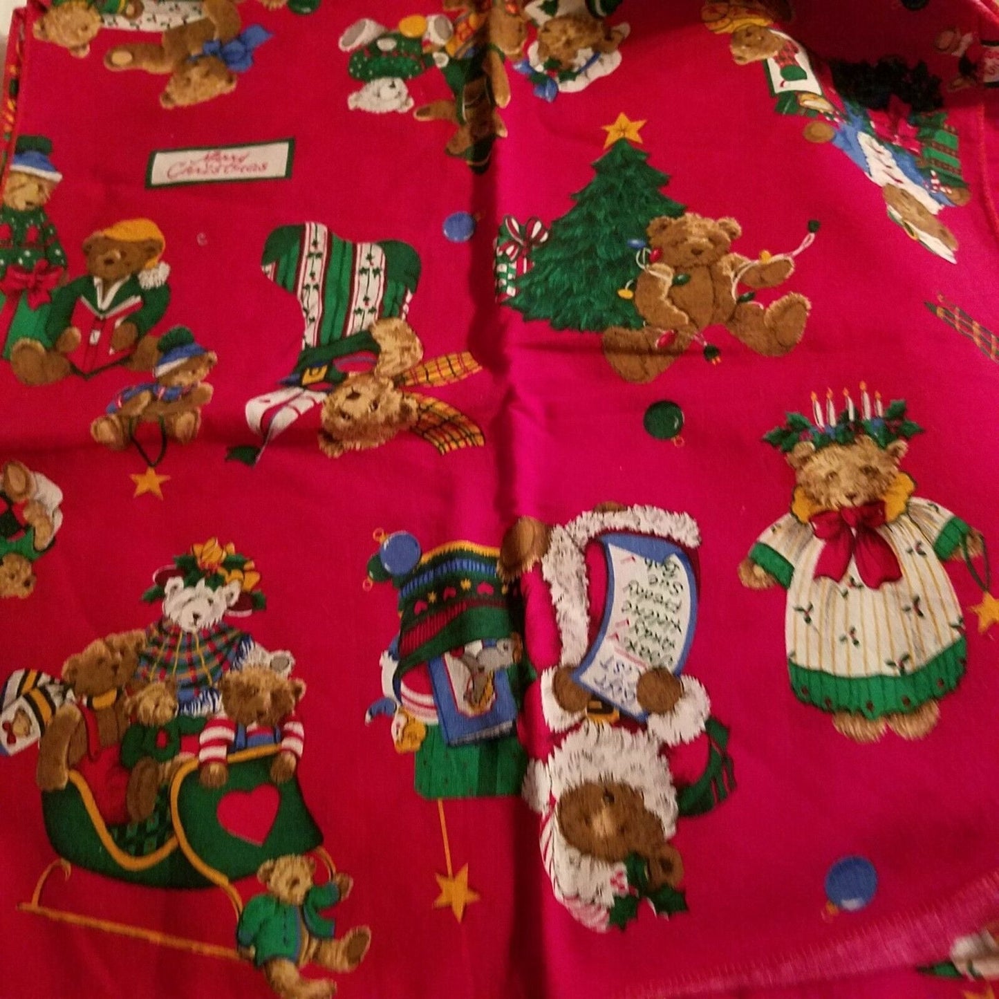 Cloth Napkins Set of 4 16" x 16" Red Christmas Teddy Bears Sleigh Stars Trees
