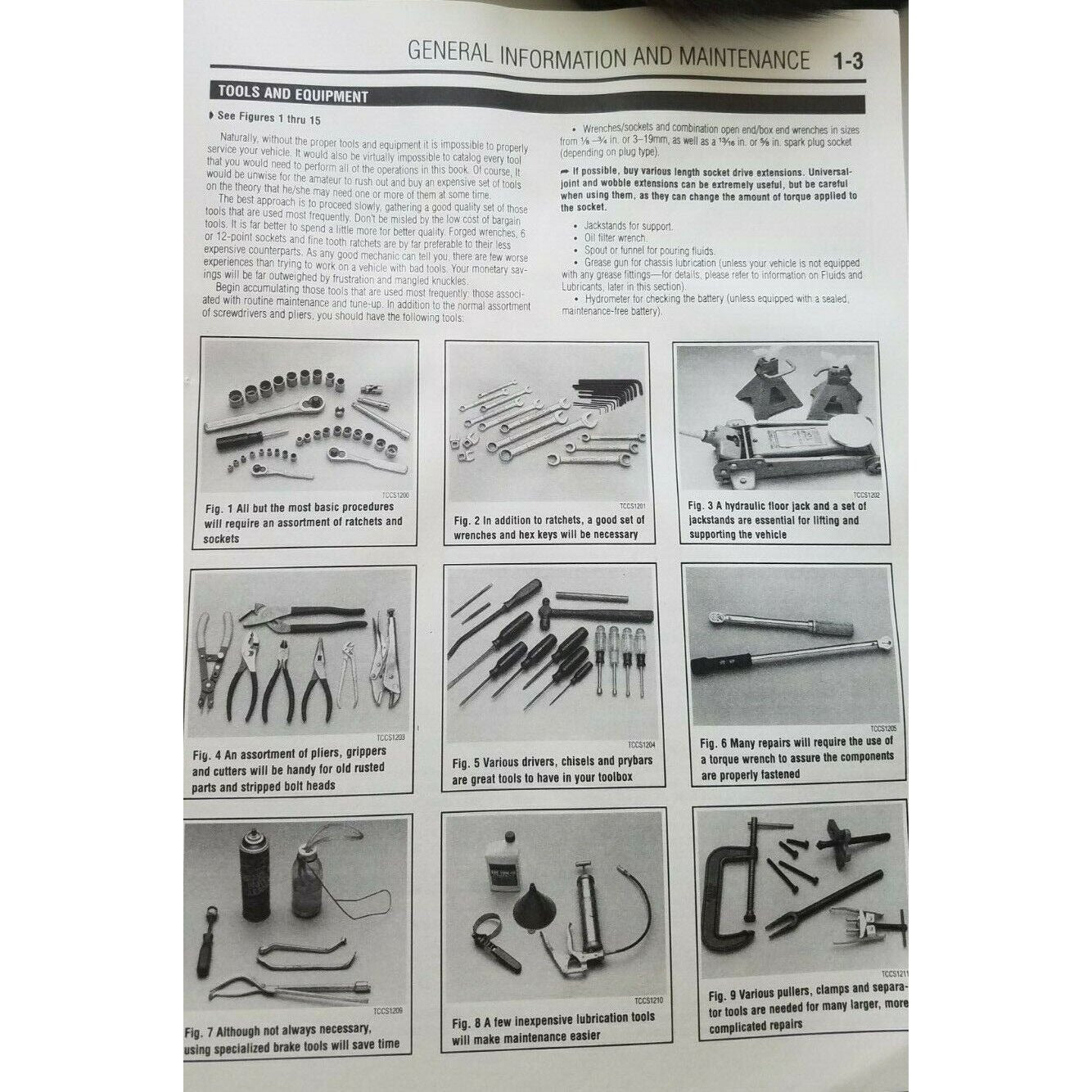 1996 - 99 Chilton's Chrysler Caravan Voyager Town & Country  Repair Manual