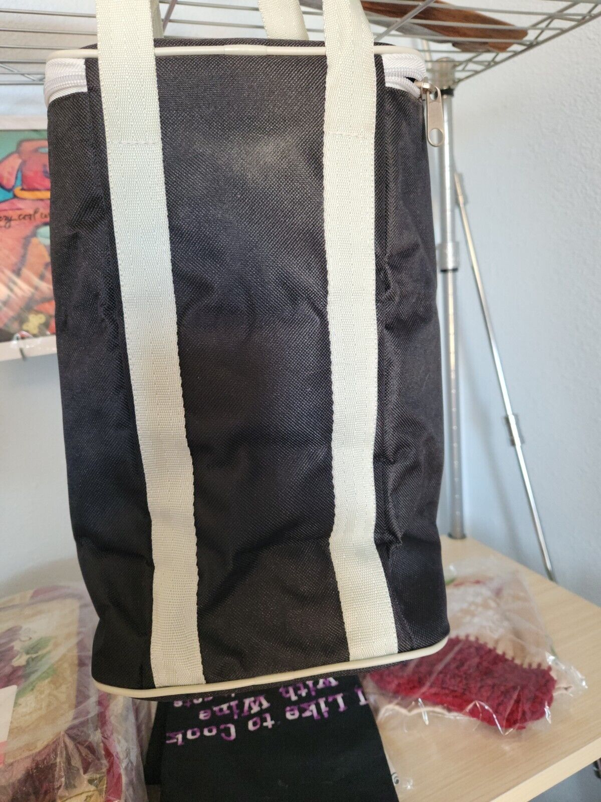 Wine Bottle Bag Holds 2 Bottles Insulated handles Zipper Top 10" x 12" x 6"