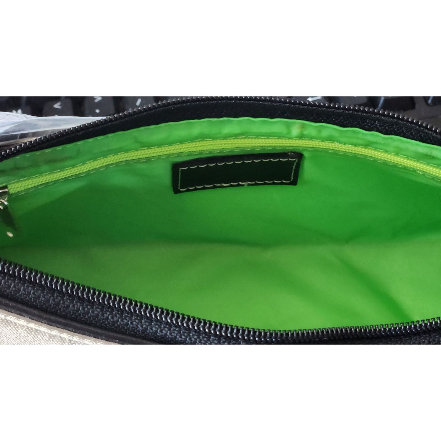 Purse Bag Black Grey Red Zip Top Inside Zip Pocket 10 " x 4" x 4 1/2" 20" Handle Green Lining