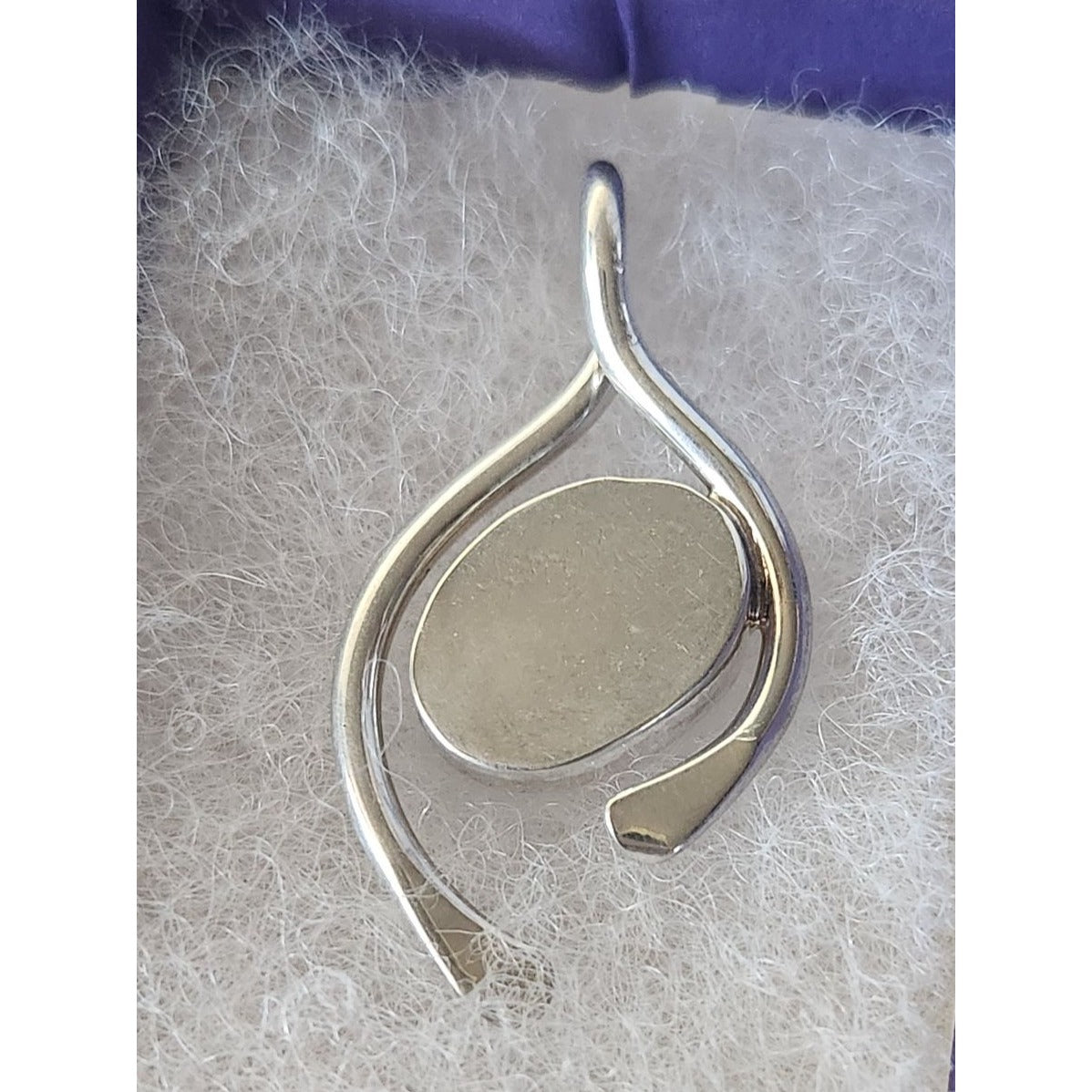 Pendant Peanutwood Wishbone Shape 4.1 gr stone 15 x 10 mm Jerry & Fran Harr Silver