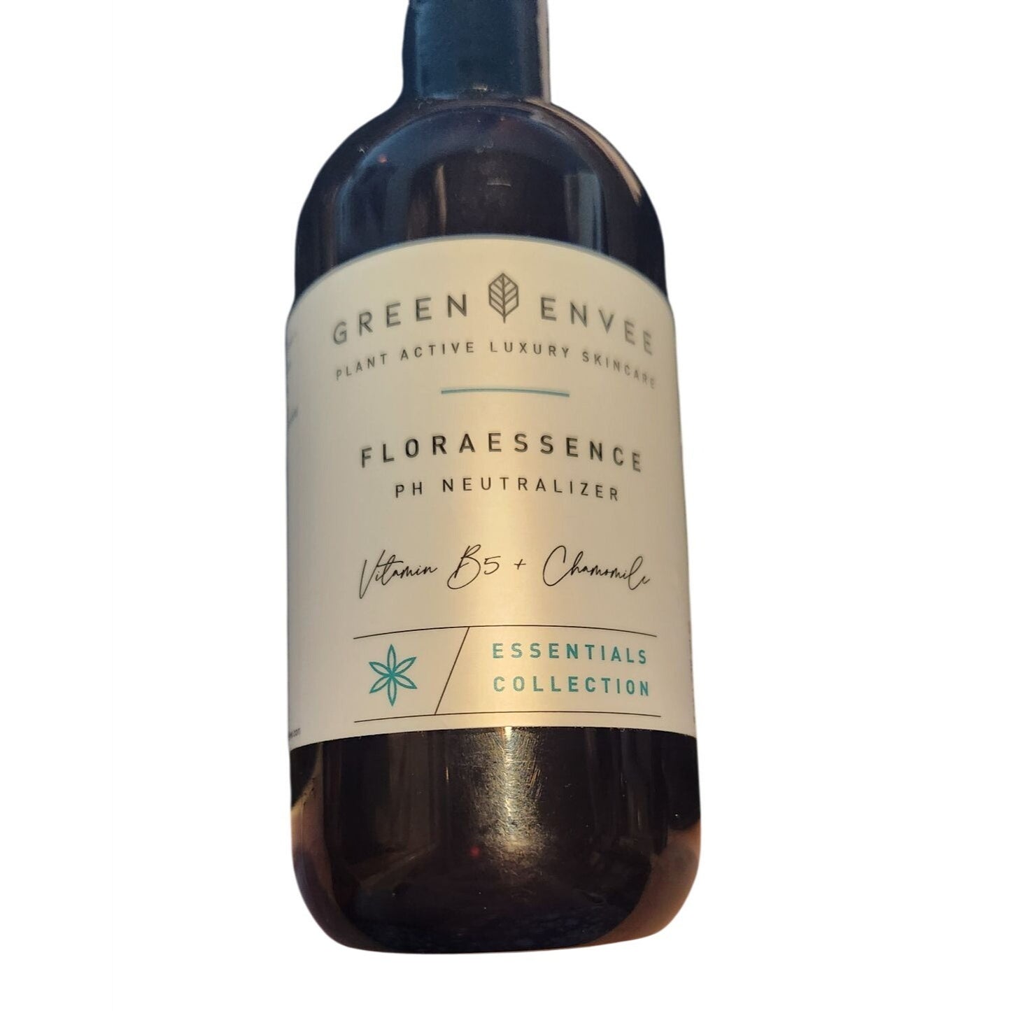 Skincare Green Envee 8 oz FloraEssence pH Neutralizer balances the skin’s pH and deactivates any enzymes