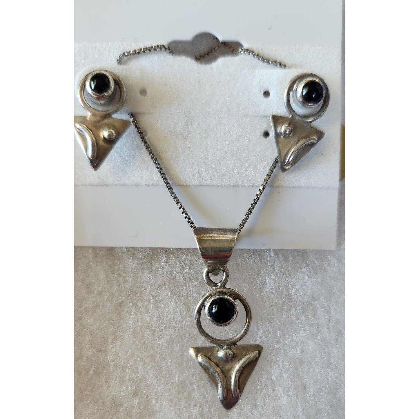 Necklace and Earrings Silver Set Onyx 16" Chain Silver Jewelry