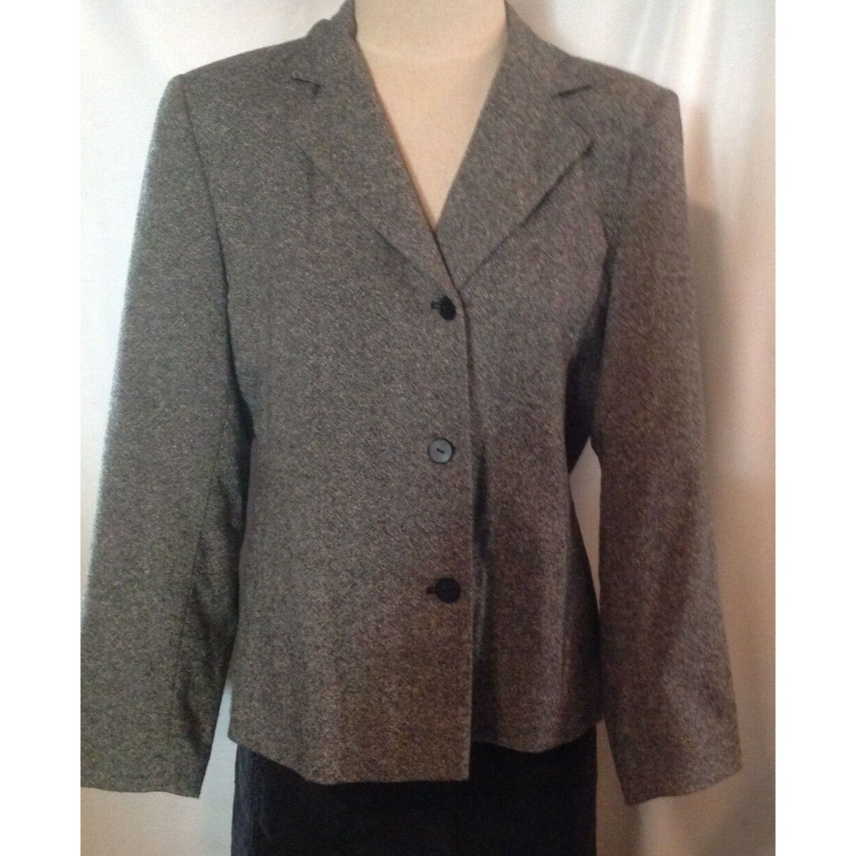 Jacket Women Liz Claiborne Size 10 Gray 3 Button Collar Long Sleeves Lined