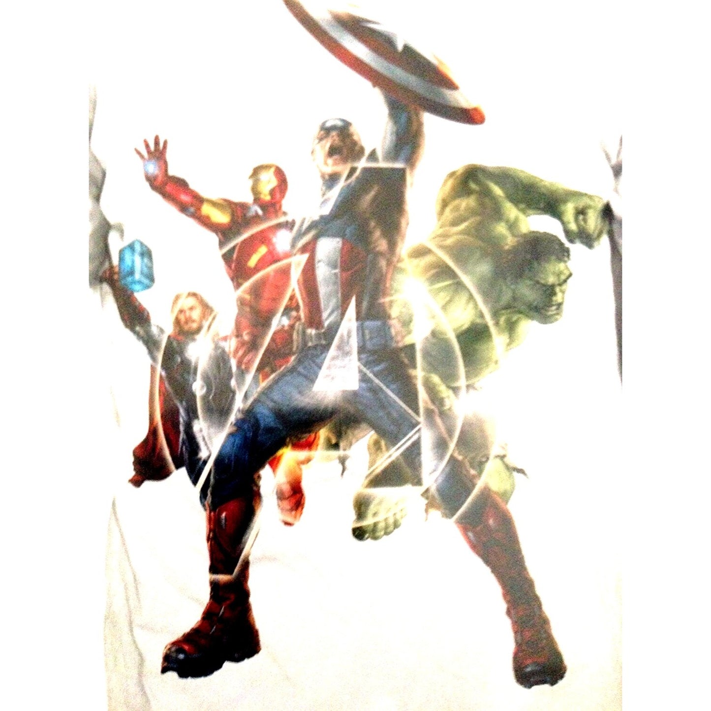 T-Shirt Marvel Size Large The Avengers White Captain America Best Buy 2012 New