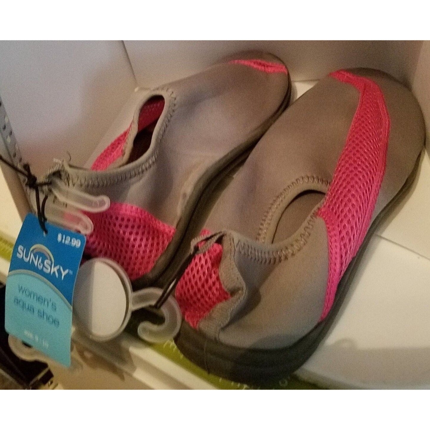 Shoes Water Shoes Size 7 - 8  Swim Pink & Grey Women's Aqua Rubber Sole