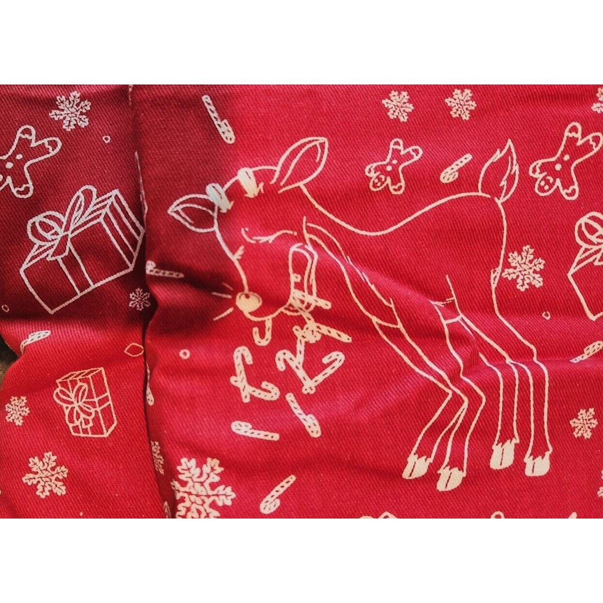 Material  Fabric Red Cotton Christmas Santa Reindeer Mrs Claus Snowmen Expelling