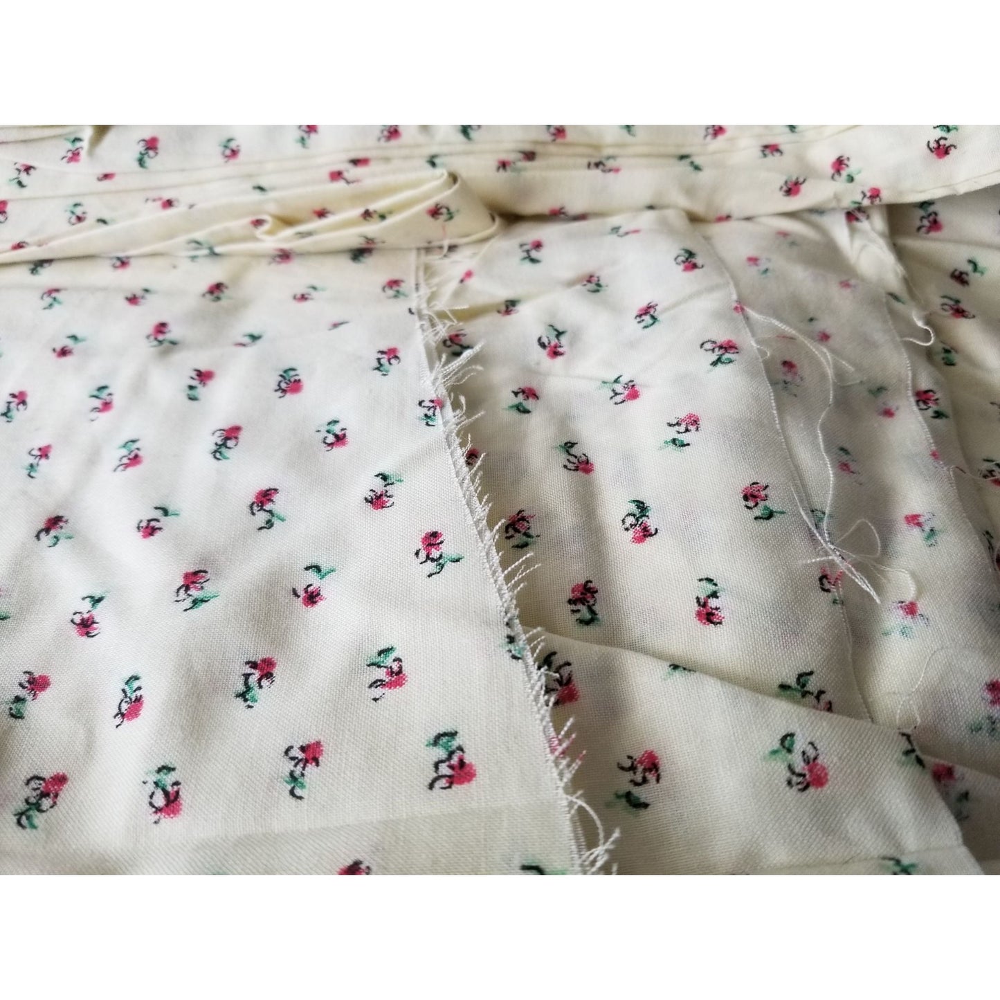 Material White Small Rose Buds Cotton 3 Yards 60" wide