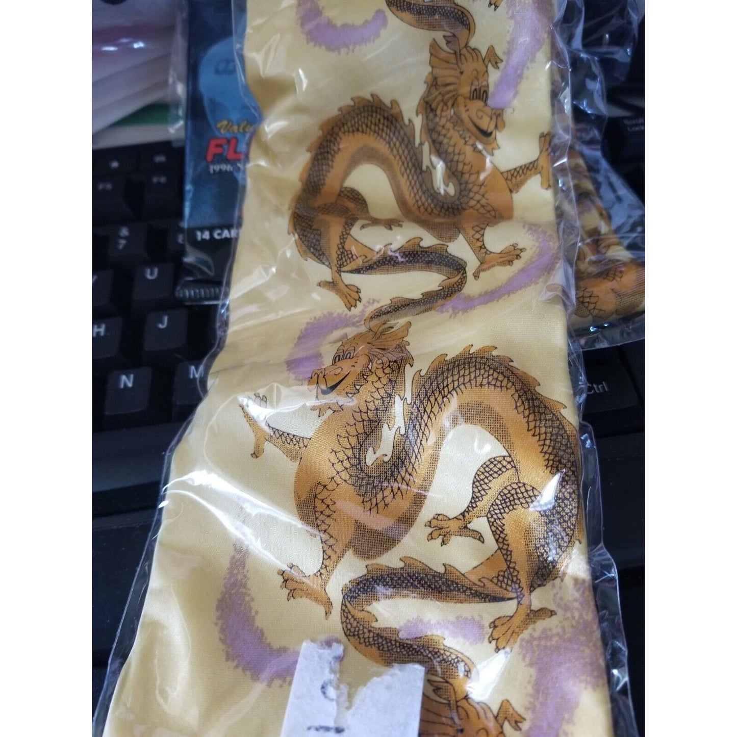 Tie Golden Dragon 54 "  X. 4"  Silk 100%