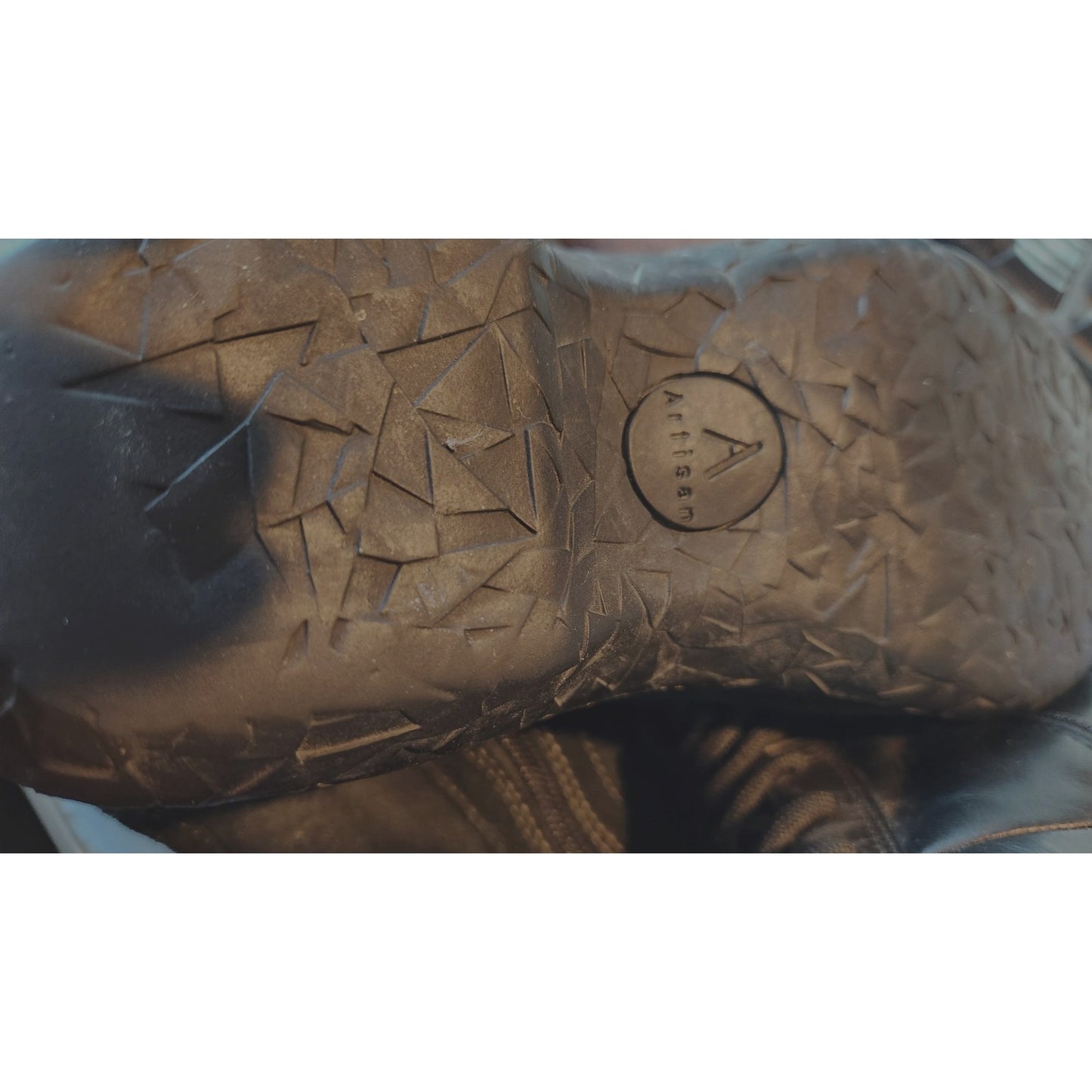 Clarks Artisan Collection Black Leather Shearling Lined Tall Boots Womens 6.5M Warm & Stylish Winter Footwear