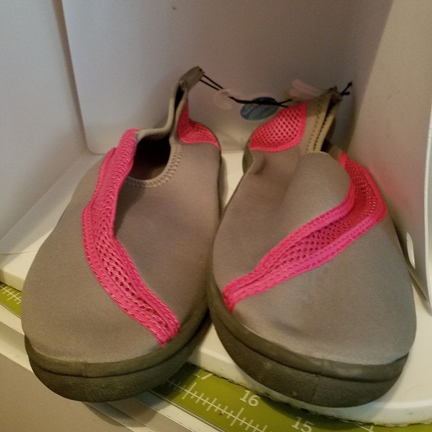 Shoes Water Shoes Size 9 -10 Swim Pink & Grey Women's Aqua Rubber Sole