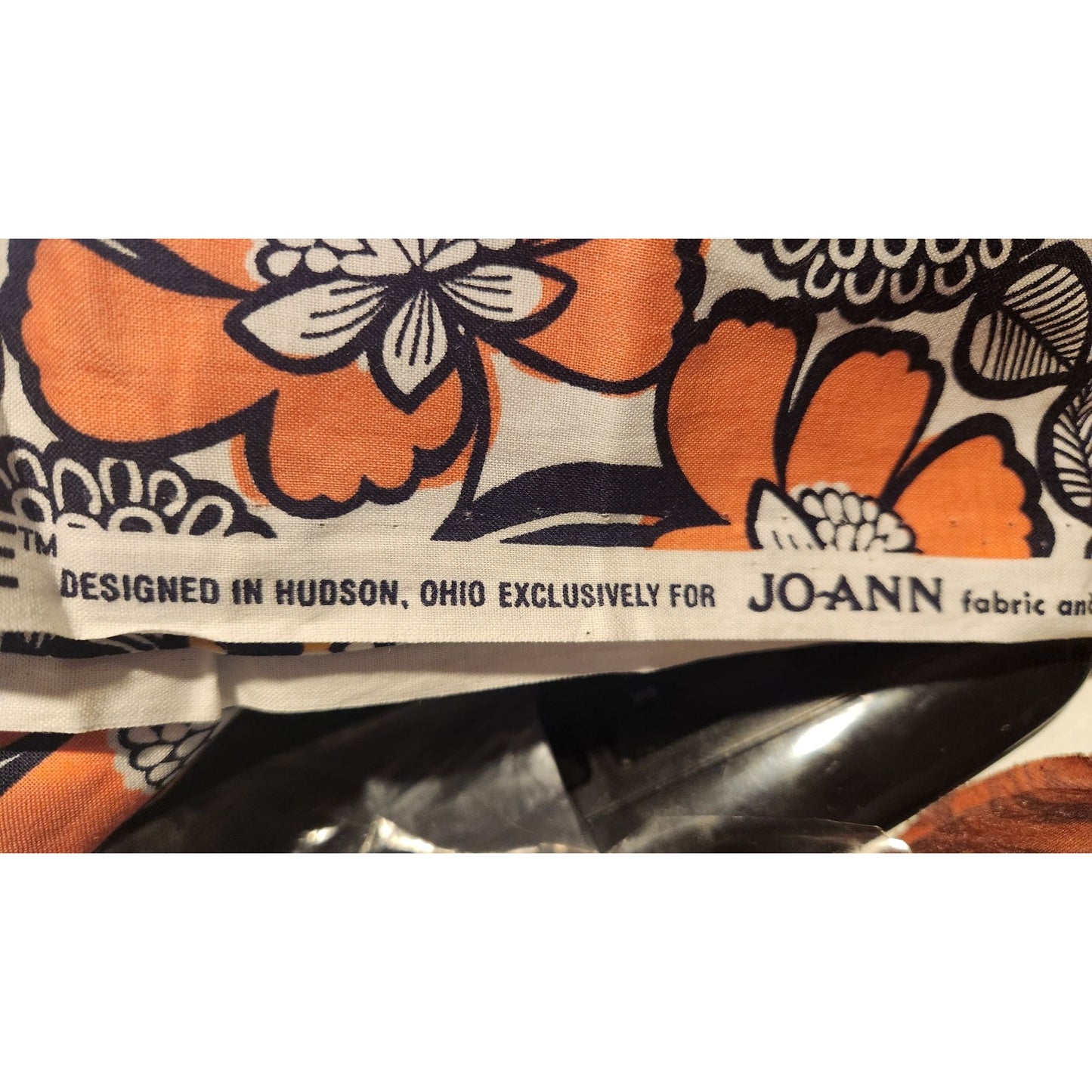 Material Flowers Cotton Joann Fabric Quilters Showcase 38 x 45 Orange White Yellow Black