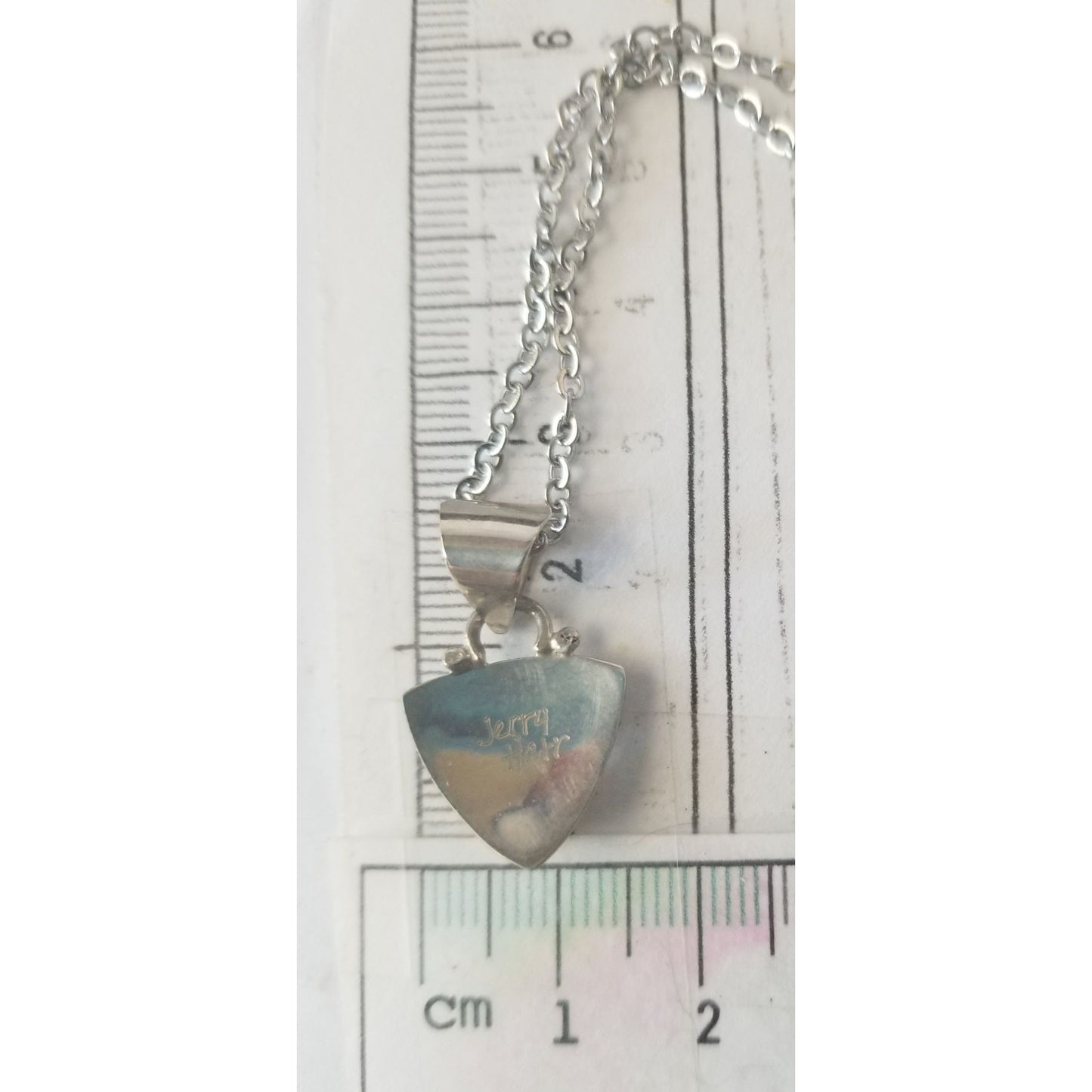 Necklace Silver Amber Triangle  4.7  gr 23.5 ct  1.5 cm  x  3 cm  16" chain Amber
