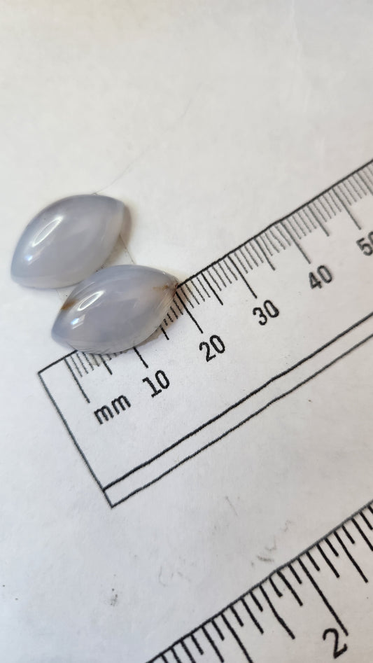 Gemstones Matched Pair Moon Stone 4.1 gr Earrings Size 25 mm x 14 mm 21 ct