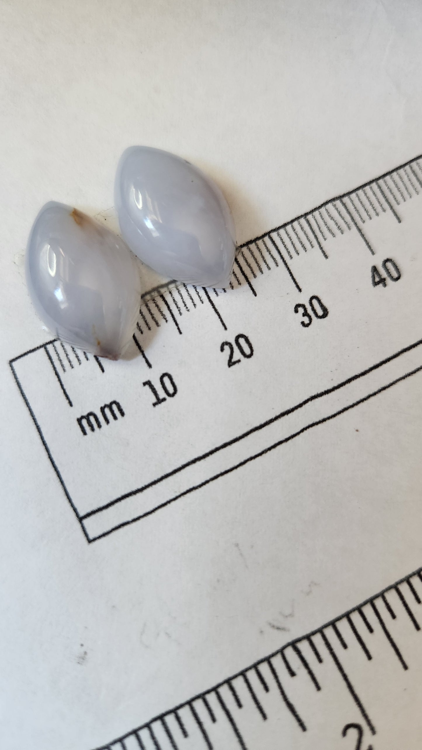 Gemstones Matched Pair Moon Stone 4.1 gr Earrings Size 25 mm x 14 mm 21 ct