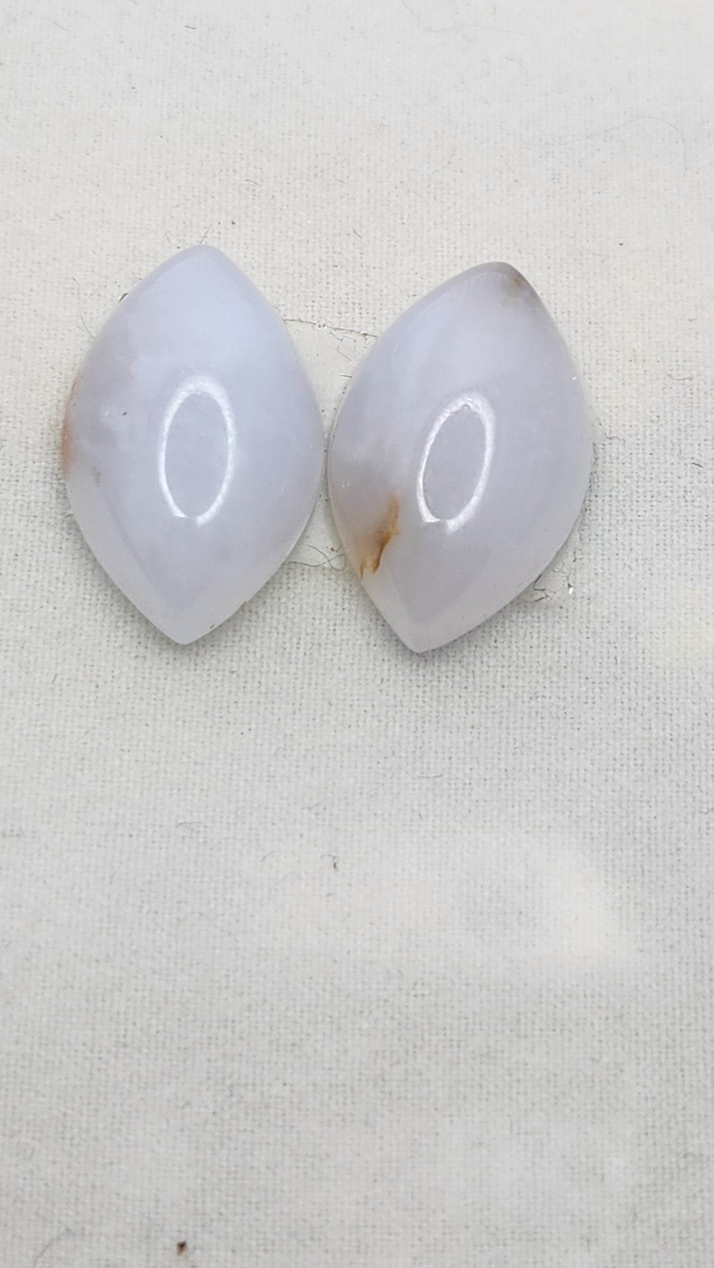 Gemstones Matched Pair Moon Stone 4.1 gr Earrings Size 25 mm x 14 mm 21 ct