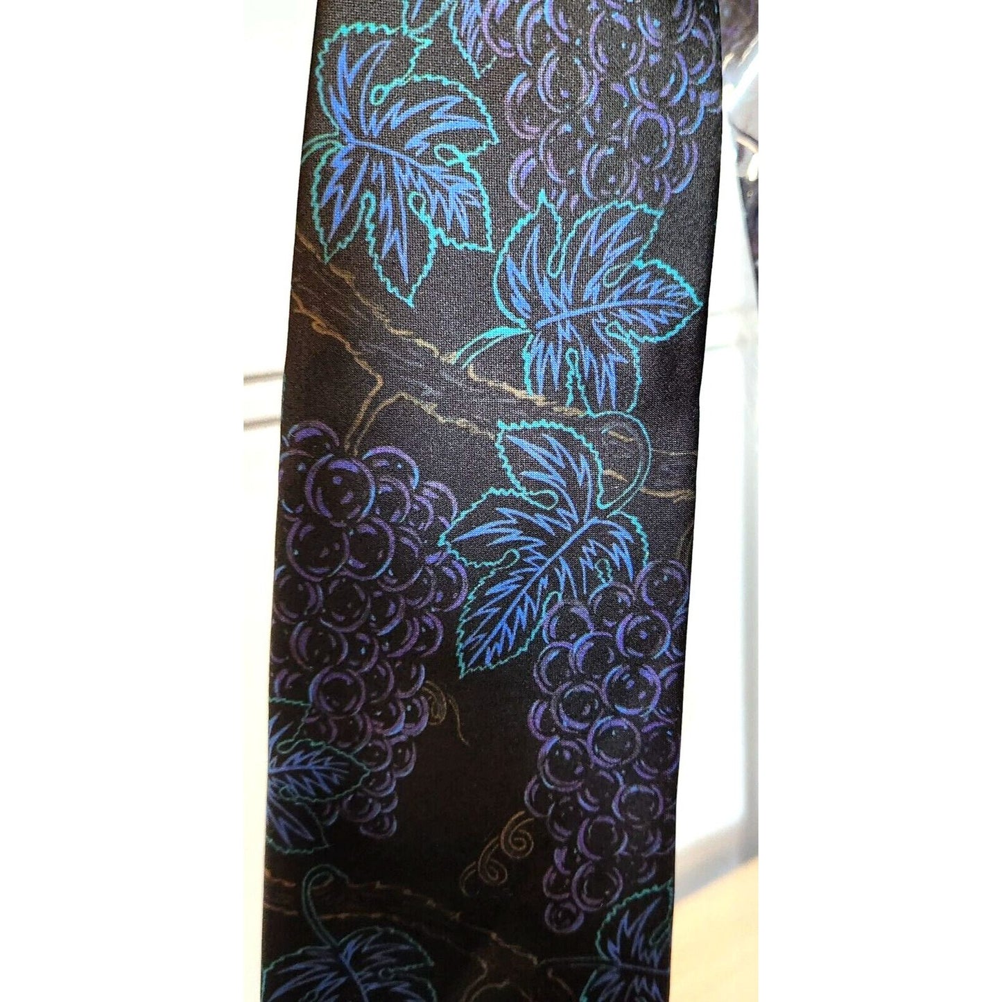 Silk Tie Brand D'em Crazy Black Multi Color Grape Clusters  56" x 4"  100% Silk