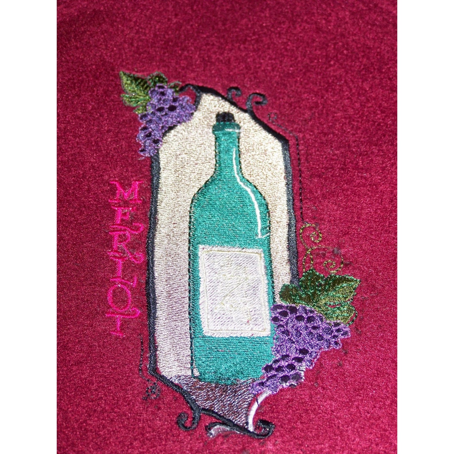 Embroidered Blanket Red  48" x 66" Fleece Wine Bottles Signs 4 Corners