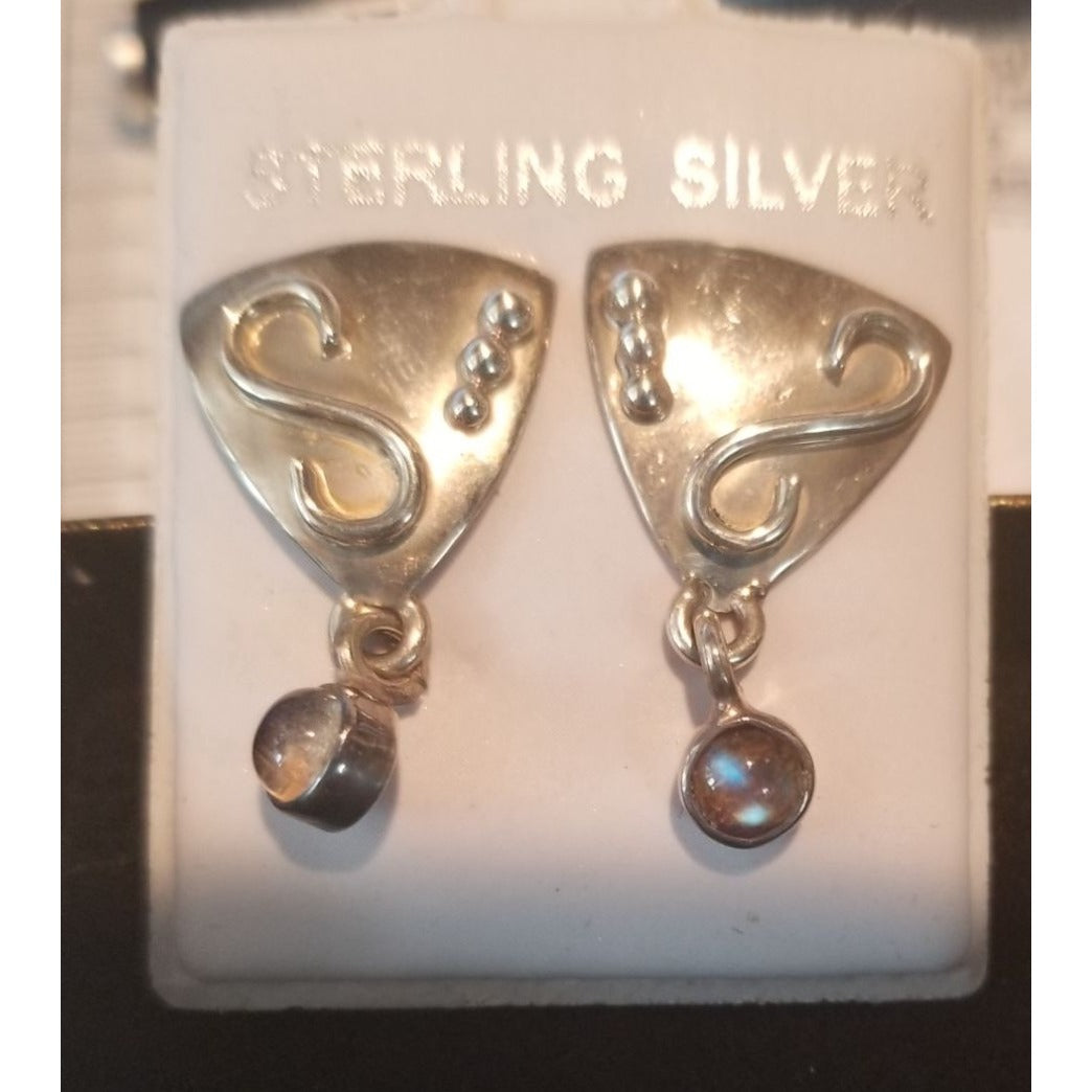Earrings Silver MoonStone  4.5 Gr  22.5  ct  2.5  cm  x 1.5  cm  Triangle Drop  Silver