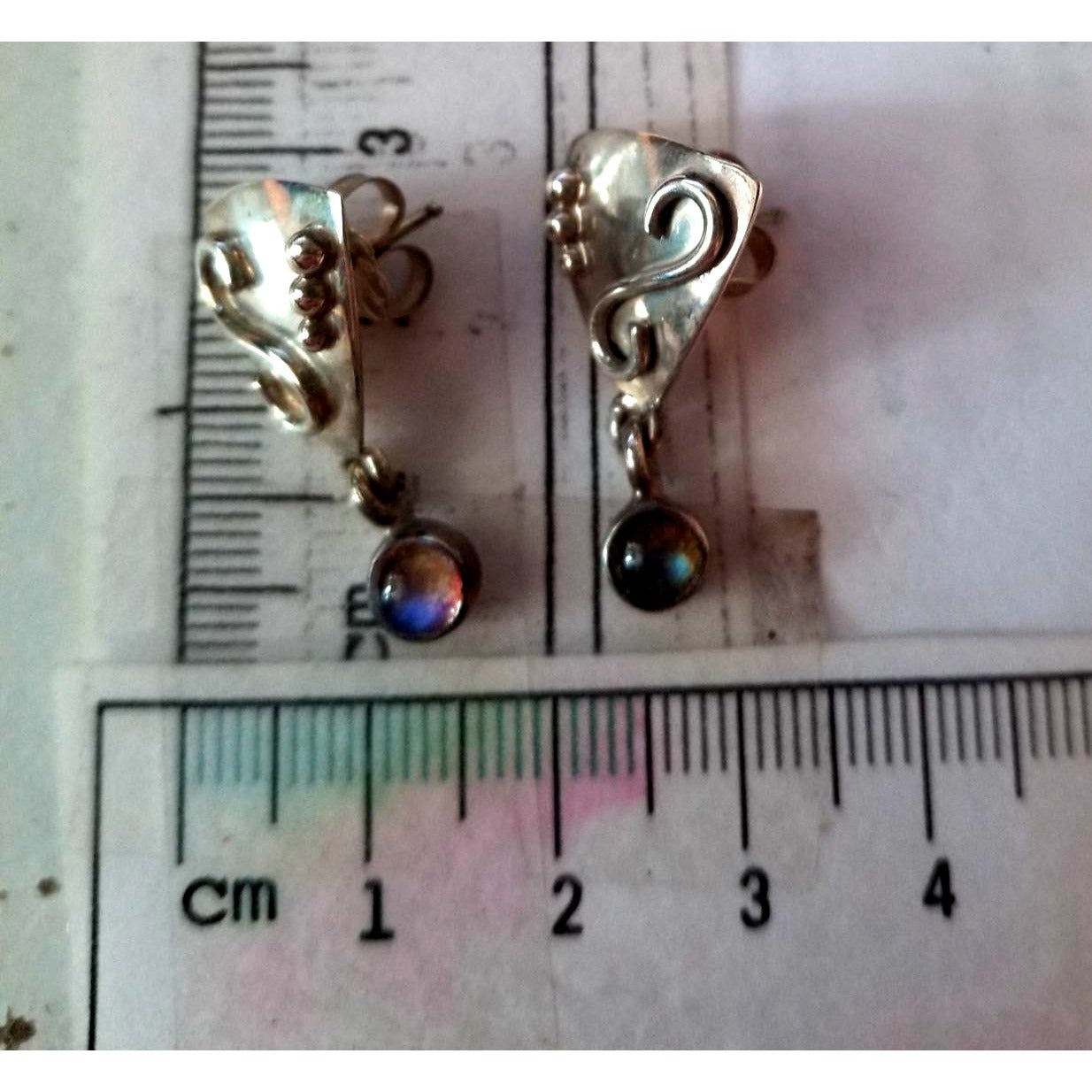 Earrings Silver MoonStone  4.5 Gr  22.5  ct  2.5  cm  x 1.5  cm  Triangle Drop  Silver