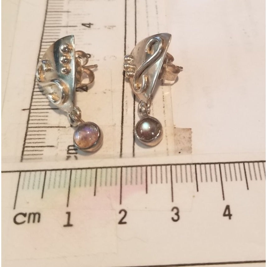 Earrings Silver MoonStone  4.5 Gr  22.5  ct  2.5  cm  x 1.5  cm  Triangle Drop  Silver