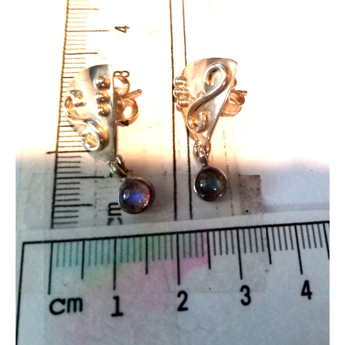 Earrings Silver MoonStone  4.5 Gr  22.5  ct  2.5  cm  x 1.5  cm  Triangle Drop  Silver