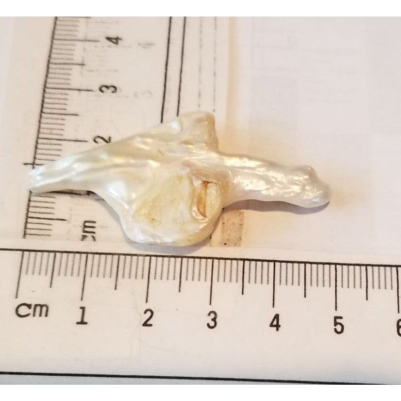 Loose Baroque Arrow Freshwater Keshi 23  ct  6  gr  2.5 cm  x 6 cm Real Natural