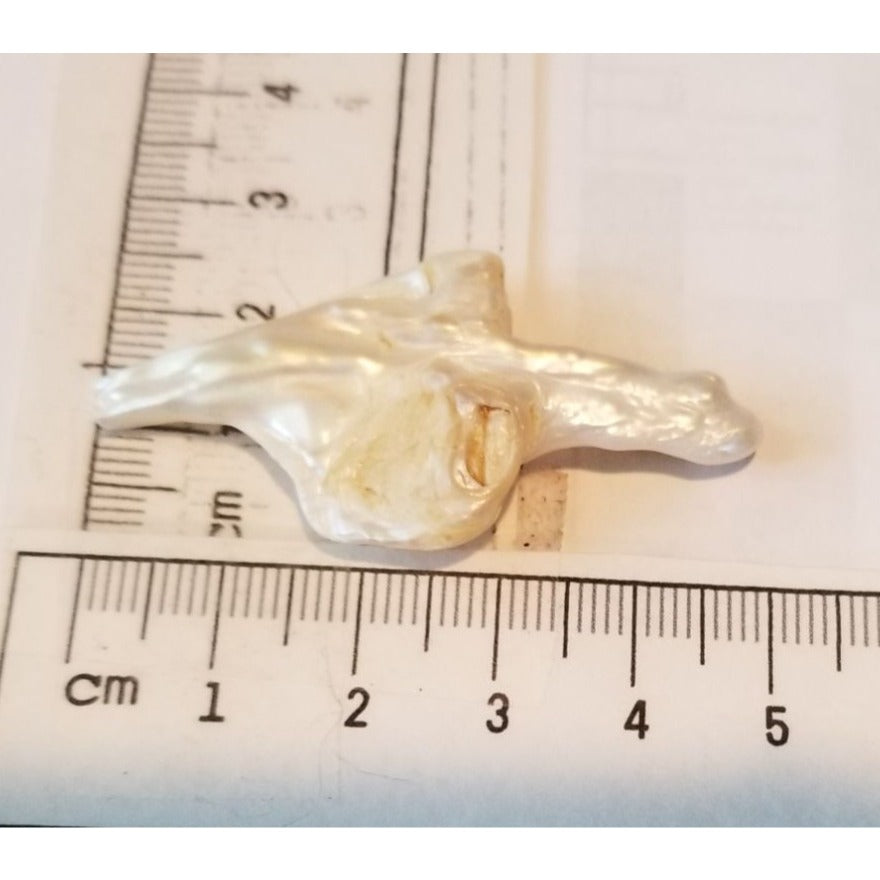 Loose Baroque Arrow Freshwater Keshi 23  ct  6  gr  2.5 cm  x 6 cm Real Natural