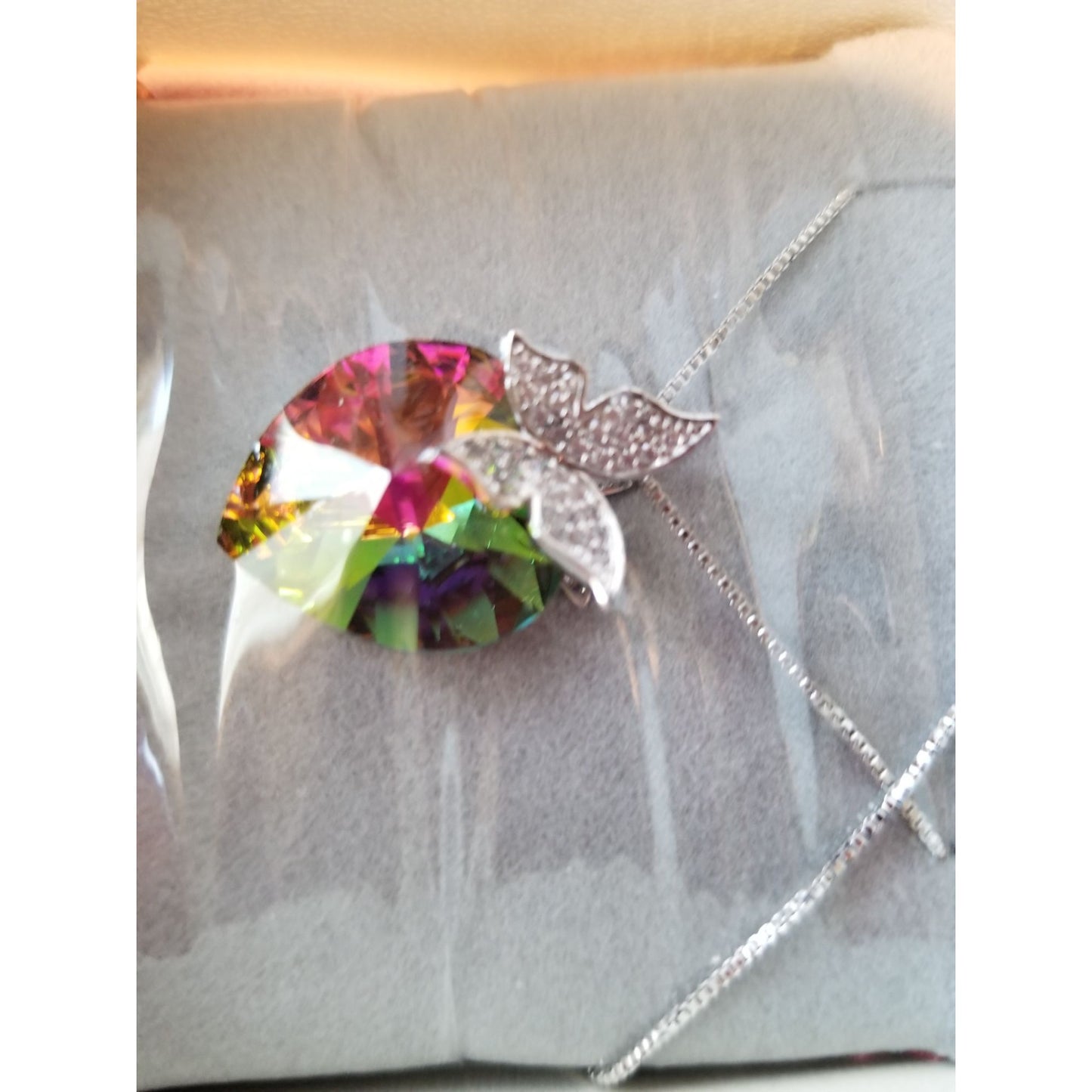 Necklace T400 Jewelers Butterfly Wing Pendant Heart shaped Swarovski Crystal  Bow Box Cleaning Cloth Care Instructions