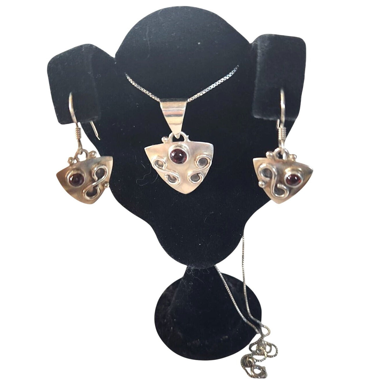Necklace and Earrings  Silver Set Garnet 9.5 gr 16" Chain Silver Jerry & Fran Harr