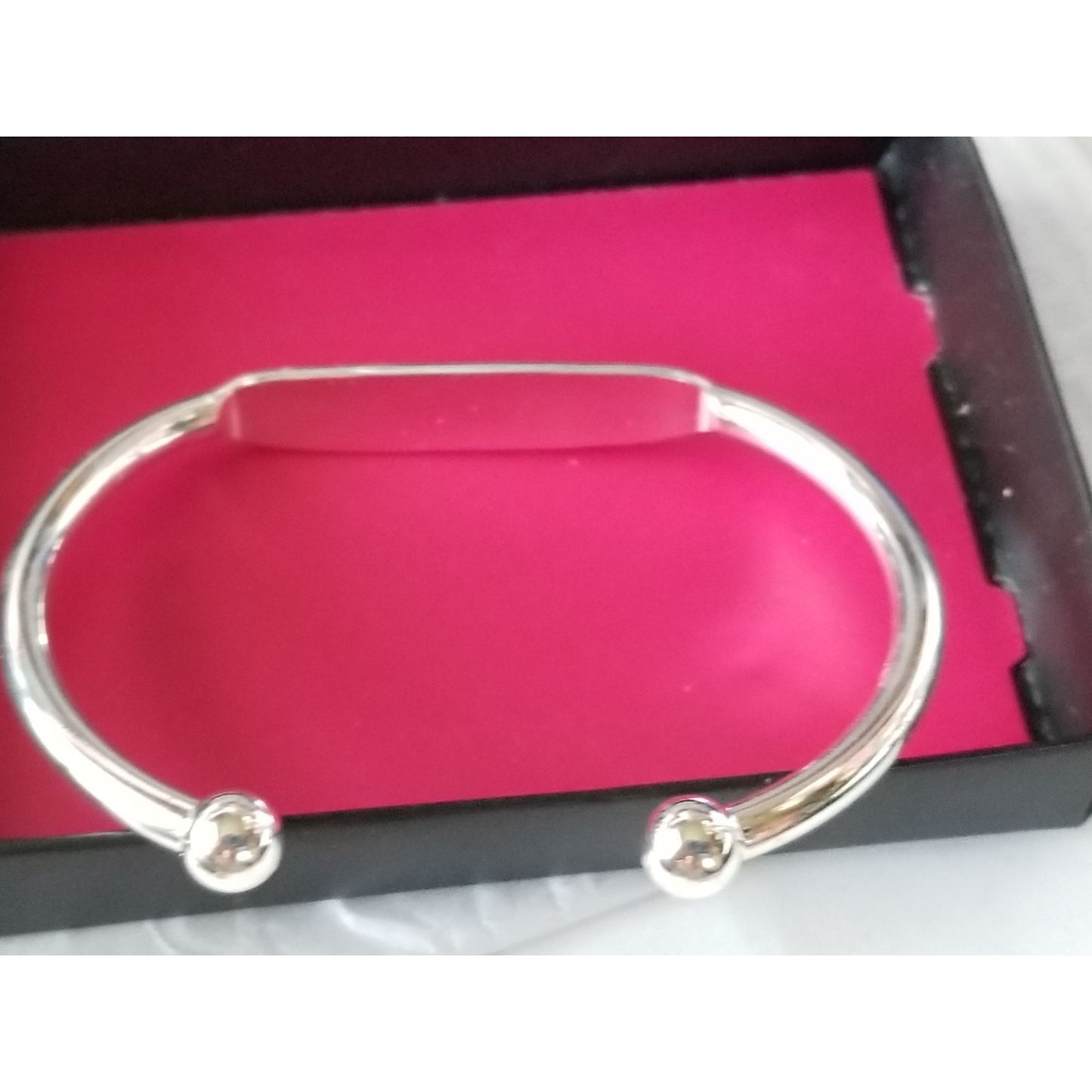 Avon Bracelet Cuff Be Bold Bracelet  I Am Fabulous Bracelet