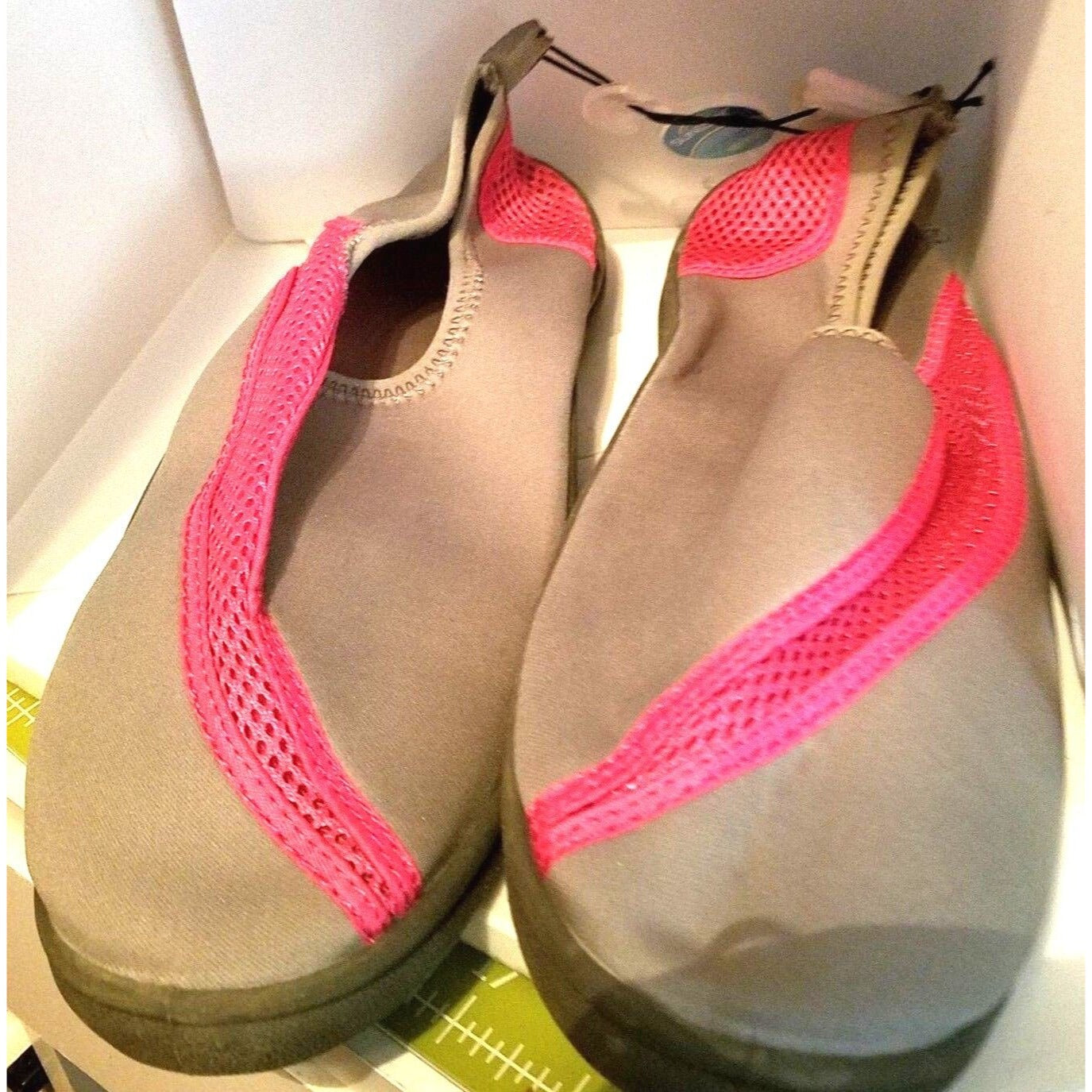 Shoes Water Shoes Size 7 - 8  Swim Pink & Grey Women's Aqua Rubber Sole