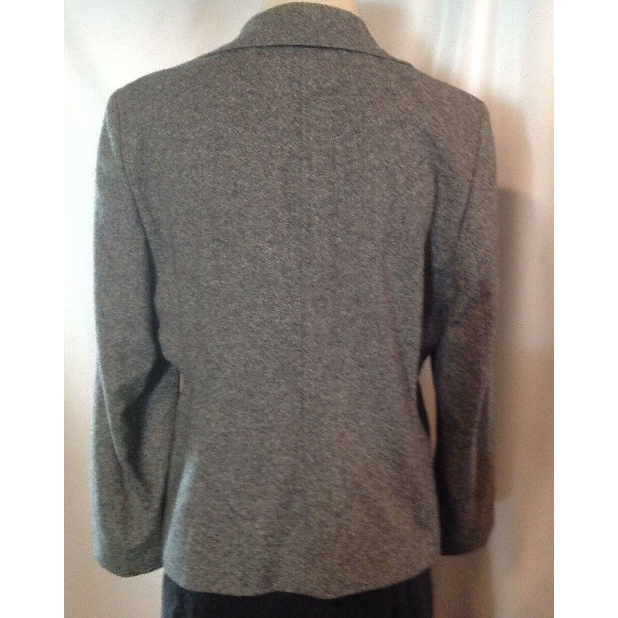 Jacket Women Liz Claiborne Size 10 Gray 3 Button Collar Long Sleeves Lined